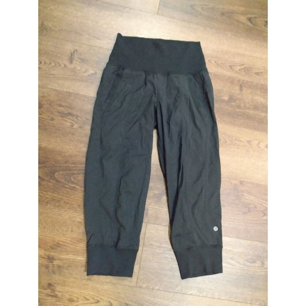 Women's Lululemon Dance studio Jogger Pants Tapered Black Size 4